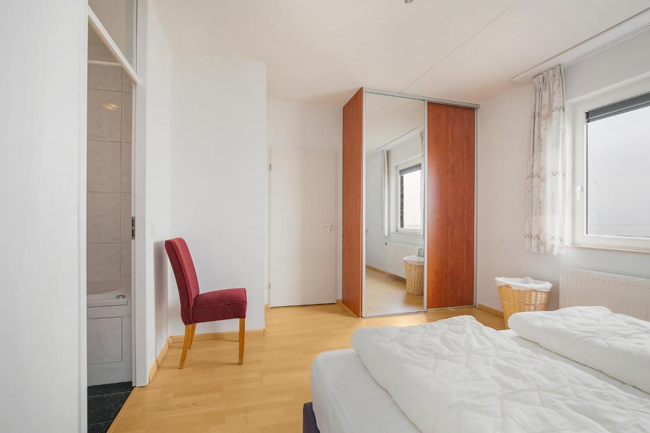 Vakantieappartement met uitzicht op zee én polderlandschap - Port Scaldis 13-112 Breskens Esterno foto